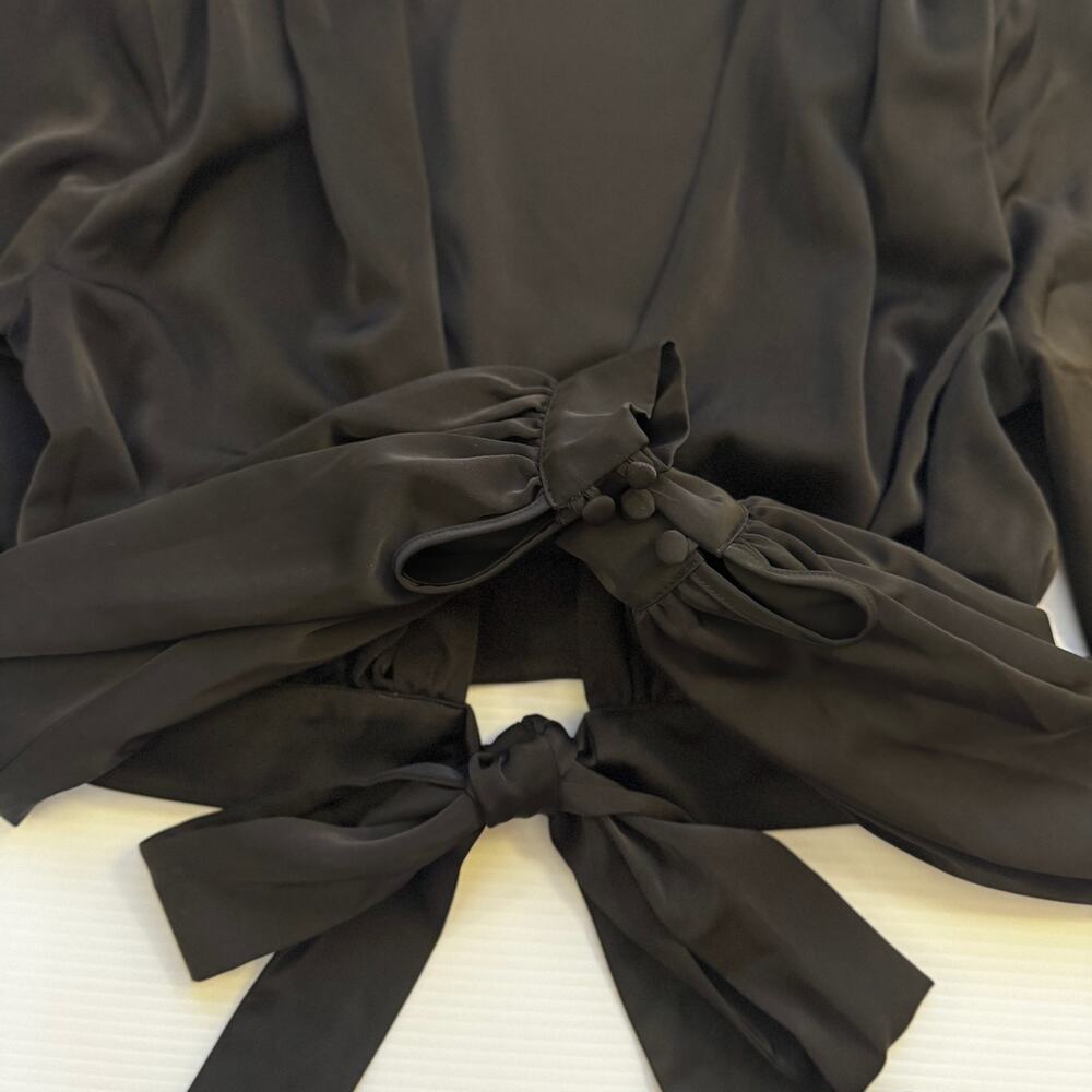 NBD Imogen Top Black Satin Cropped Wrap Deep V Tie Blouson Sleeve Padded S Twee - Picture 7 of 16